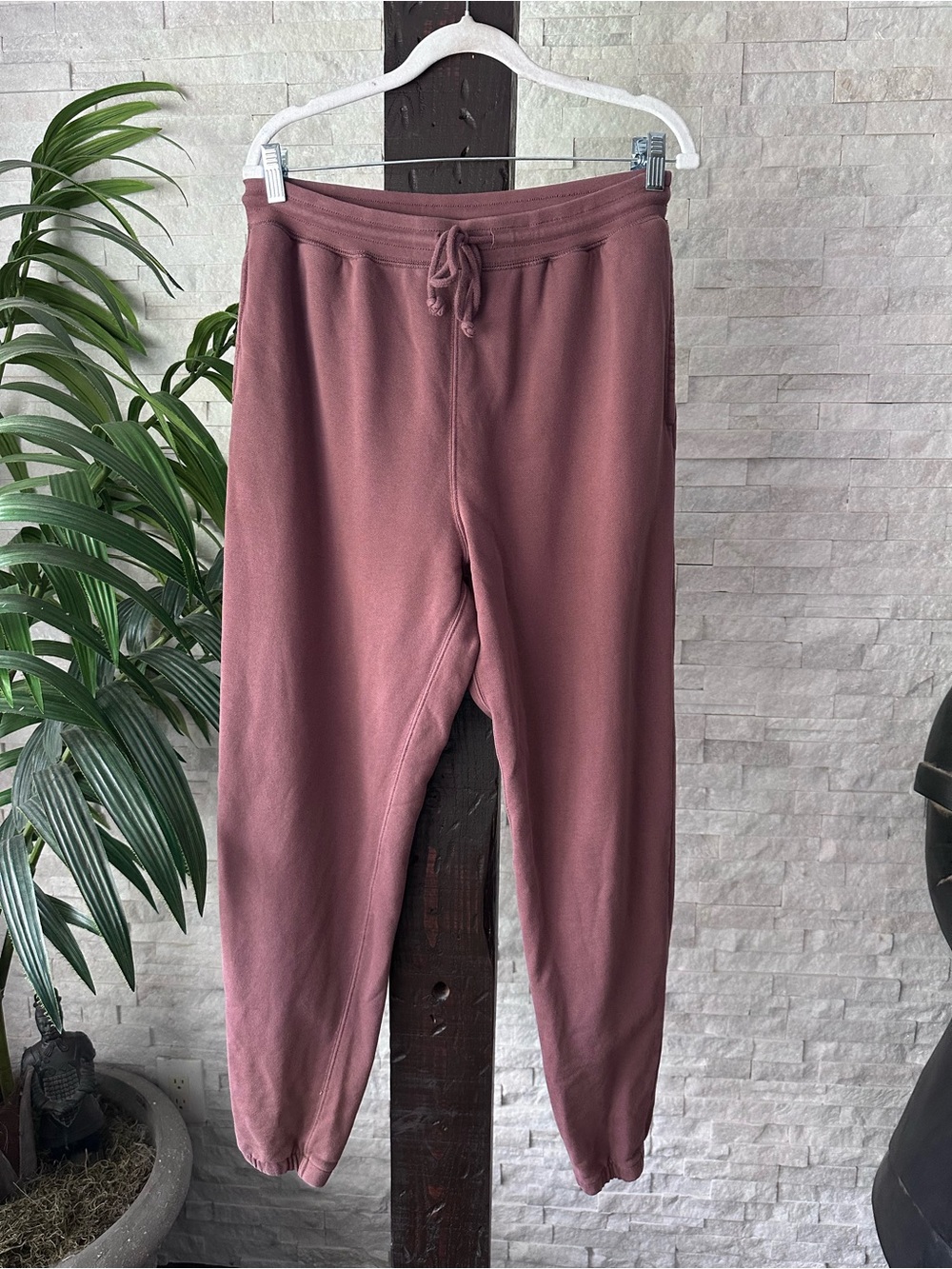 Madewell Retrolight Terry Sweatpants in Burnt Soil Brown Size M